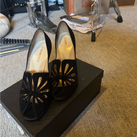 Emporio Armani black suede heels size 8.5 - Picture 2 of 5